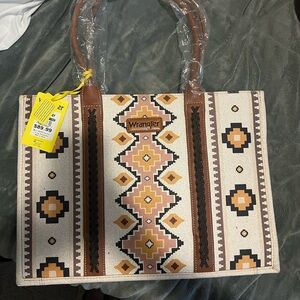 Wrangler Women's Beige and Brown Geometric Tote